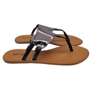 New Apt. 9 Women’s Black Metal Cuff Flat Thong Sandals Size L(9-10)